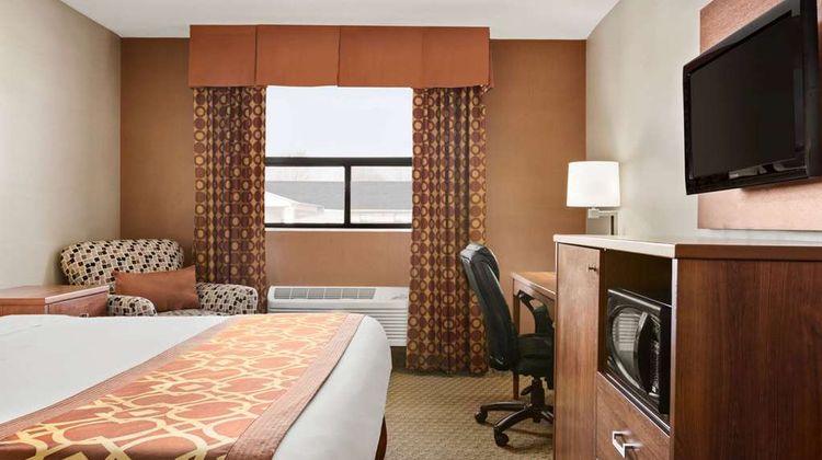Travelodge Windsor Room