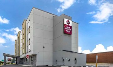 Best Western Plus PHL-Pennsauken Hotel