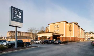 Sleep Inn & Suites