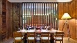 <b>Rixos The Palm Hotel & Suites Restaurant</b>. Images powered by <a href="https://iceportal.shijigroup.com/" title="IcePortal" target="_blank">IcePortal</a>.