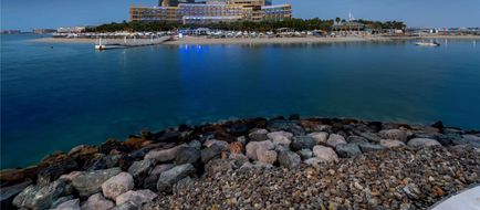 Rixos The Palm Hotel & Suites Exterior