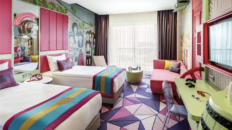 <b>The Land of Legends Kingdom Hotel Room</b>. Images powered by <a href="https://iceportal.shijigroup.com/" title="IcePortal" target="_blank">IcePortal</a>.