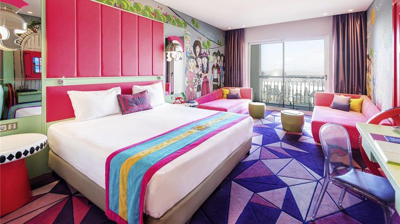 <b>The Land of Legends Kingdom Hotel Room</b>. Images powered by <a href="https://iceportal.shijigroup.com/" title="IcePortal" target="_blank">IcePortal</a>.