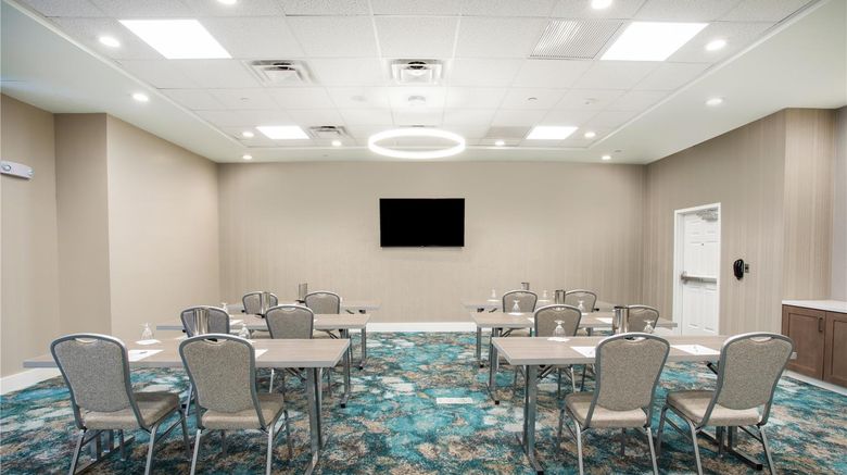 <b>Hilton Garden Inn Las Vegas City Ctr Meeting</b>. Images powered by <a href="https://iceportal.shijigroup.com/" title="IcePortal" target="_blank">IcePortal</a>.
