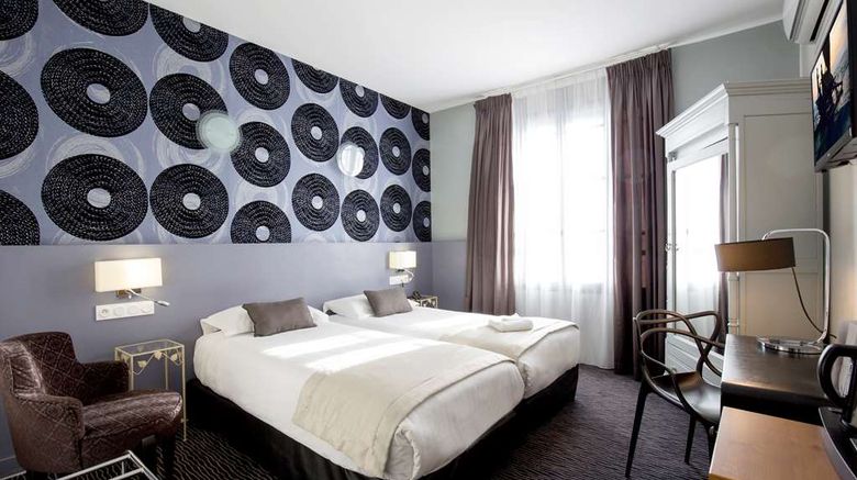 <b>Hotel Raymond 4 Toulouse Room</b>. Images powered by <a href="https://iceportal.shijigroup.com/" title="IcePortal" target="_blank">IcePortal</a>.