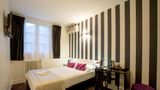 Hotel Raymond 4 Toulouse Room