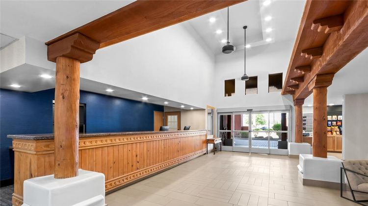 Red Lion Inn/Suites Goodyear-W Phoenix Lobby