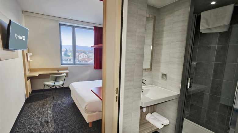 <b>Premiere Classe Clermont Ferrand Room</b>. Images powered by <a href="https://iceportal.shijigroup.com/" title="IcePortal" target="_blank">IcePortal</a>.