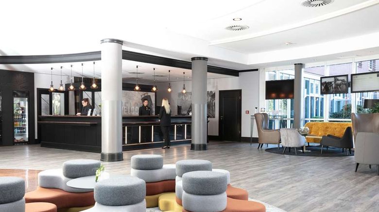 <b>Dorint An den Westfalenhallen Dortmund Lobby</b>. Images powered by <a href="https://iceportal.shijigroup.com/" title="IcePortal" target="_blank">IcePortal</a>.