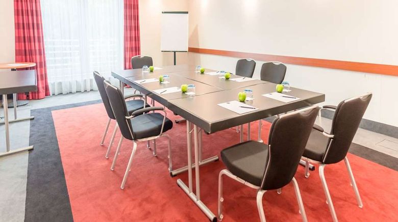 <b>Dorint An den Westfalenhallen Dortmund Meeting</b>. Images powered by <a href="https://iceportal.shijigroup.com/" title="IcePortal" target="_blank">IcePortal</a>.