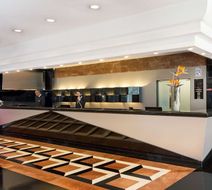 Sana Metropolitan Hotel Lobby