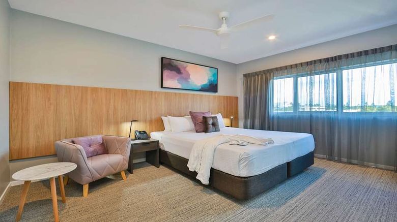 <b>Best Western Plus North Lakes Hotel Suite</b>. Images powered by <a href="https://iceportal.shijigroup.com/" title="IcePortal" target="_blank">IcePortal</a>.