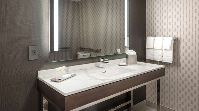 <b>Hilton Garden Inn Hanover Lebanon Room</b>. Images powered by <a href="https://iceportal.shijigroup.com/" title="IcePortal" target="_blank">IcePortal</a>.