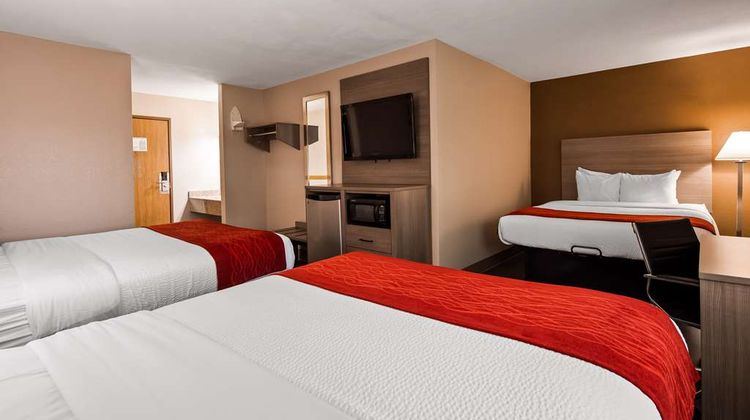 SureStay Hotel by Best Western Kearney Room