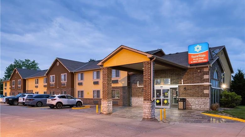 <b>SureStay Hotel by Best Western Kearney Exterior</b>. Images powered by <a href="https://iceportal.shijigroup.com/" title="IcePortal" target="_blank">IcePortal</a>.