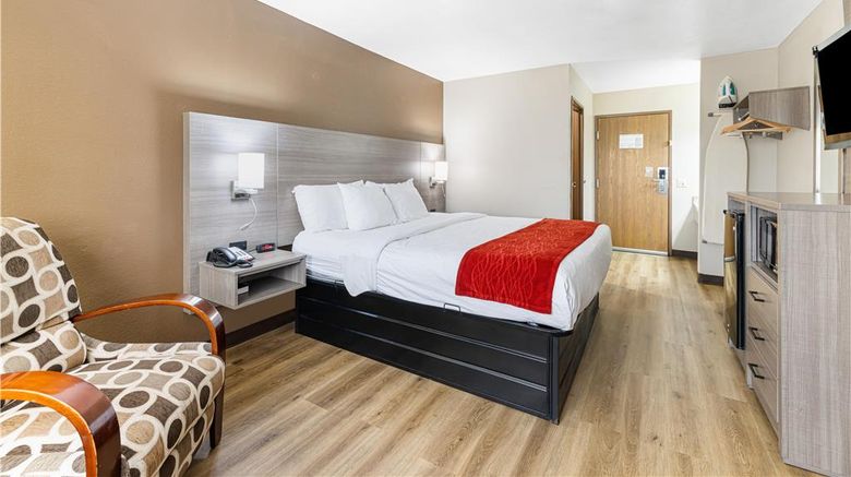 <b>SureStay Hotel by Best Western Kearney Room</b>. Images powered by <a href="https://iceportal.shijigroup.com/" title="IcePortal" target="_blank">IcePortal</a>.