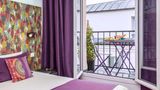 <b>Hotel La Villa Boheme Paris Room</b>. Images powered by <a href="https://iceportal.shijigroup.com/" title="IcePortal" target="_blank">IcePortal</a>.