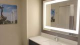 La Quinta Inn & Suites Wichita Airport Room
