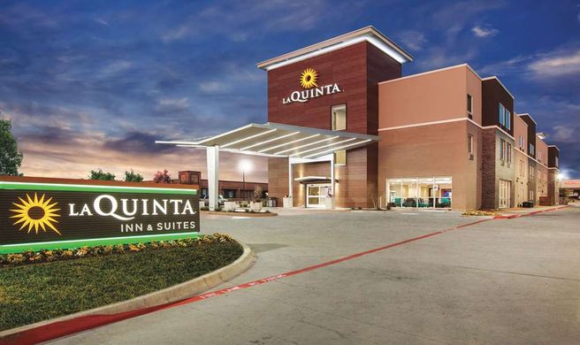 La Quinta Inn & Stes Dallas NE Arboretum Exterior