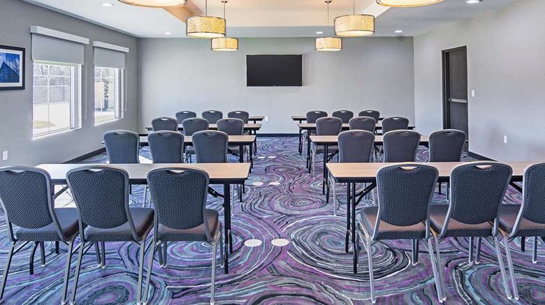 <b>La Quinta Inn & Suites Dallas–Wylie Meeting</b>. Images powered by <a href="https://iceportal.shijigroup.com/" title="IcePortal" target="_blank">IcePortal</a>.