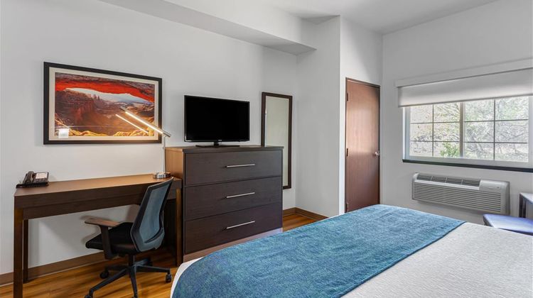 Best Western Duchesne Inn Room