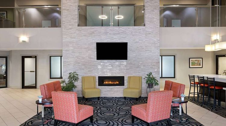 La Quinta Inn & Suites Kokomo Lobby
