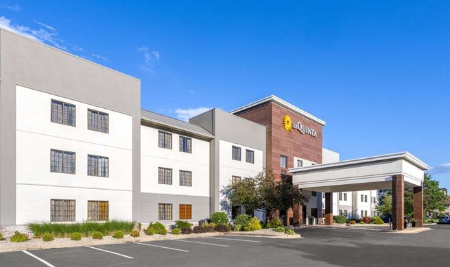 La Quinta Inn & Suites Kokomo Exterior