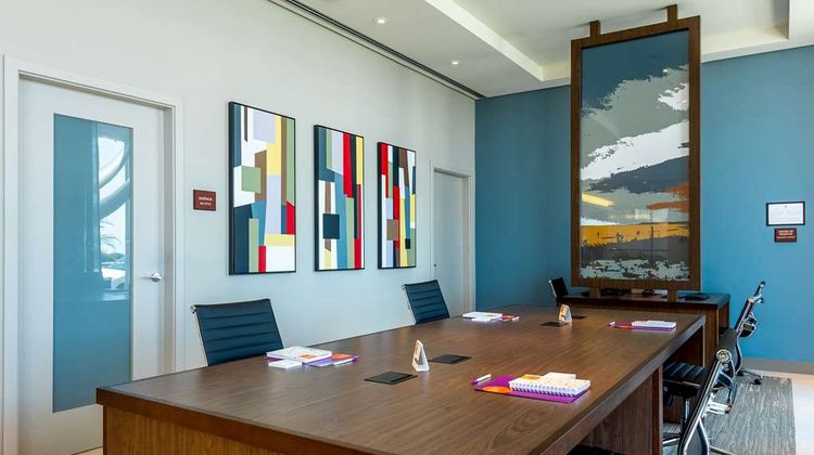 Comfort Suites Macae Meeting