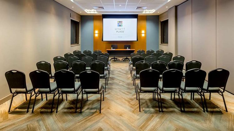 Comfort Suites Macae Meeting