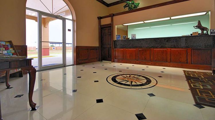 America's Best Value Inn Sinton Lobby