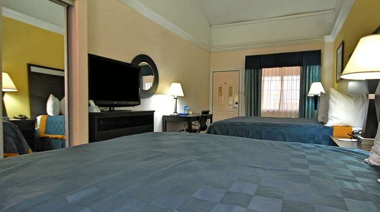 <b>America's Best Value Inn Sinton Room</b>. Images powered by <a href="https://iceportal.shijigroup.com/" title="IcePortal" target="_blank">IcePortal</a>.