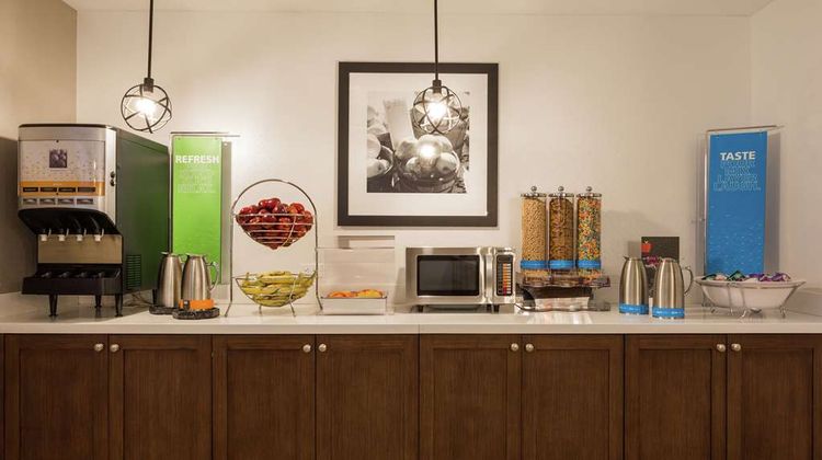 Hampton Inn Cumberland Restaurant