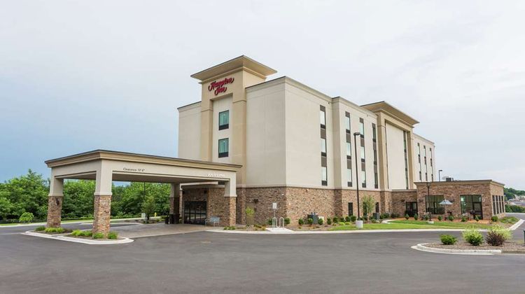 Hampton Inn Cumberland Exterior