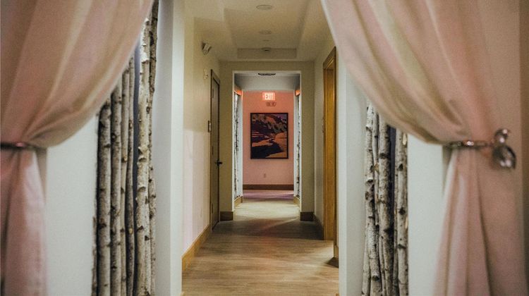 Tailwater Lodge, Tapestry Collection Lobby