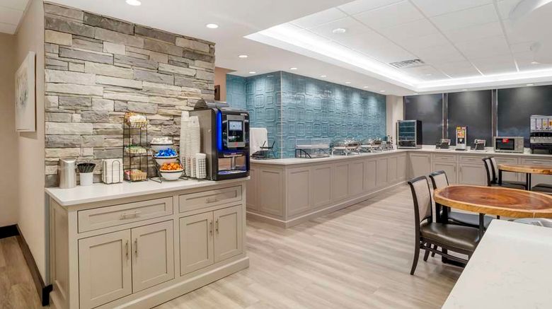 <b>Best Western Plus I-385 Inn & Suites Restaurant</b>. Images powered by <a href="https://iceportal.shijigroup.com/" title="IcePortal" target="_blank">IcePortal</a>.