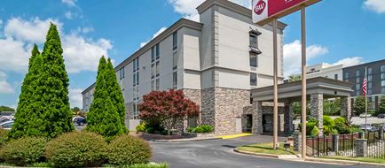 Best Western Plus I-385 Inn & Suites Exterior