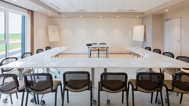 <b>Best Western Hotel Le Semaphore Meeting</b>. Images powered by <a href="https://iceportal.shijigroup.com/" title="IcePortal" target="_blank">IcePortal</a>.