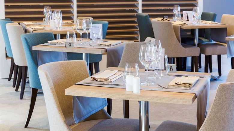 <b>Best Western Hotel Le Semaphore Restaurant</b>. Images powered by <a href="https://iceportal.shijigroup.com/" title="IcePortal" target="_blank">IcePortal</a>.
