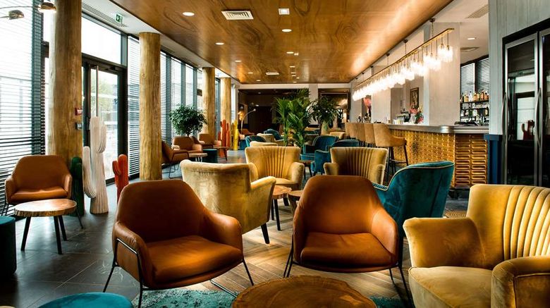 <b>Kopster Hotel Lyon Groupama Stadium Restaurant</b>. Images powered by <a href="https://iceportal.shijigroup.com/" title="IcePortal" target="_blank">IcePortal</a>.