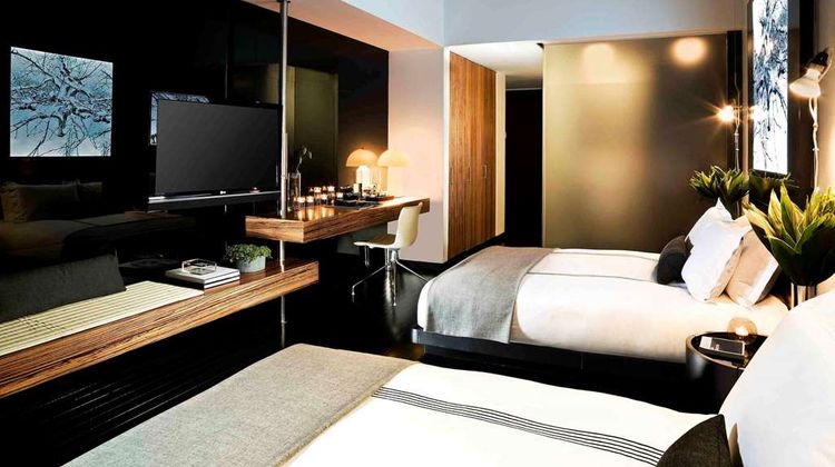 Sixty LES Room