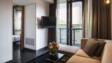 <b>Sixty LES Suite</b>. Images powered by <a href="https://iceportal.shijigroup.com/" title="IcePortal" target="_blank">IcePortal</a>.