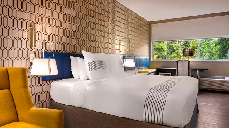 <b>GLo Best Western Asheville Tunnel Road Room</b>. Images powered by <a href="https://iceportal.shijigroup.com/" title="IcePortal" target="_blank">IcePortal</a>.