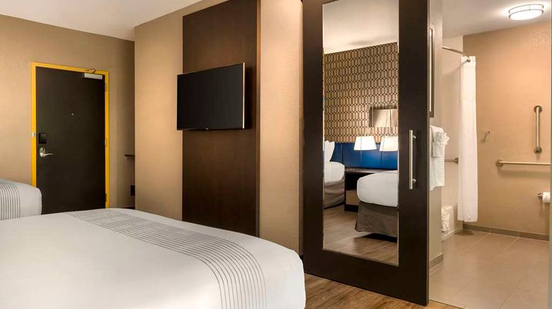 <b>GLo Best Western Asheville Tunnel Road Room</b>. Images powered by <a href="https://iceportal.shijigroup.com/" title="IcePortal" target="_blank">IcePortal</a>.