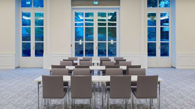 <b>Dorint Parkhotel Meissen Meeting</b>. Images powered by <a href="https://iceportal.shijigroup.com/" title="IcePortal" target="_blank">IcePortal</a>.