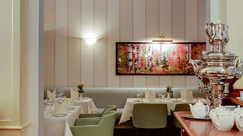 <b>Dorint Parkhotel Meissen Restaurant</b>. Images powered by <a href="https://iceportal.shijigroup.com/" title="IcePortal" target="_blank">IcePortal</a>.