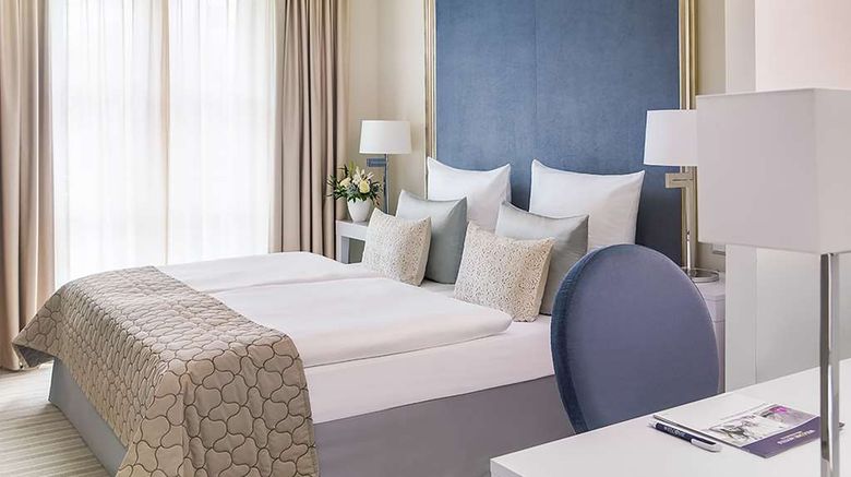 <b>Dorint Parkhotel Meissen Suite</b>. Images powered by <a href="https://iceportal.shijigroup.com/" title="IcePortal" target="_blank">IcePortal</a>.