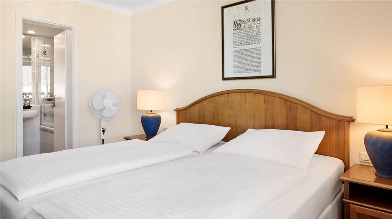 <b>Dorint Parkhotel Meissen Room</b>. Images powered by <a href="https://iceportal.shijigroup.com/" title="IcePortal" target="_blank">IcePortal</a>.