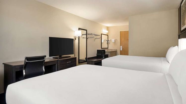 Baymont Inn & Suites Elko Room