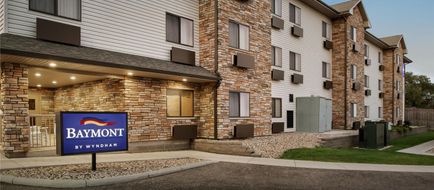 Baymont Inn & Suites Glenwood Exterior