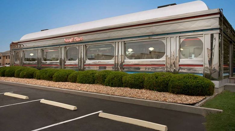<b>Travelodge by Wyndham Dexter Restaurant</b>. Images powered by <a href="https://iceportal.shijigroup.com/" title="IcePortal" target="_blank">IcePortal</a>.
